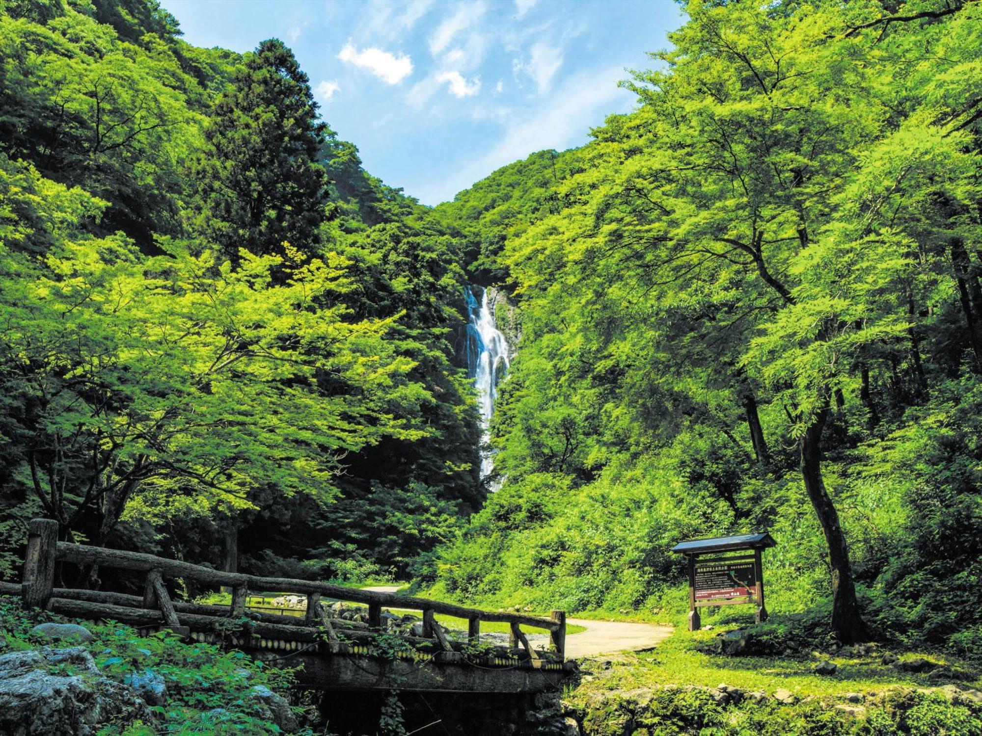 Hotel Ooedo Onsen Monogatari Terunoyu Maniwa Exterior foto